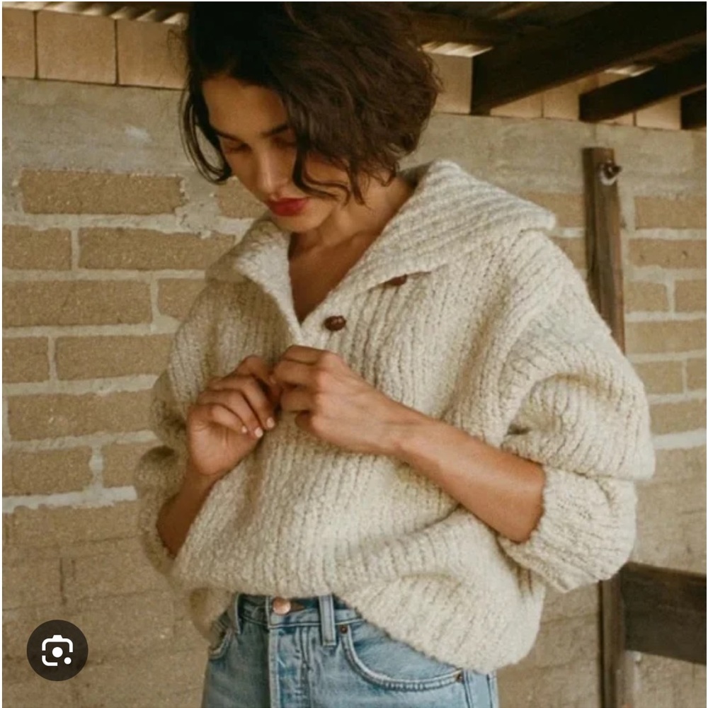 ⭐️SOLD ⭐️ELSEWHERE -DÔEN Evita sweater small
